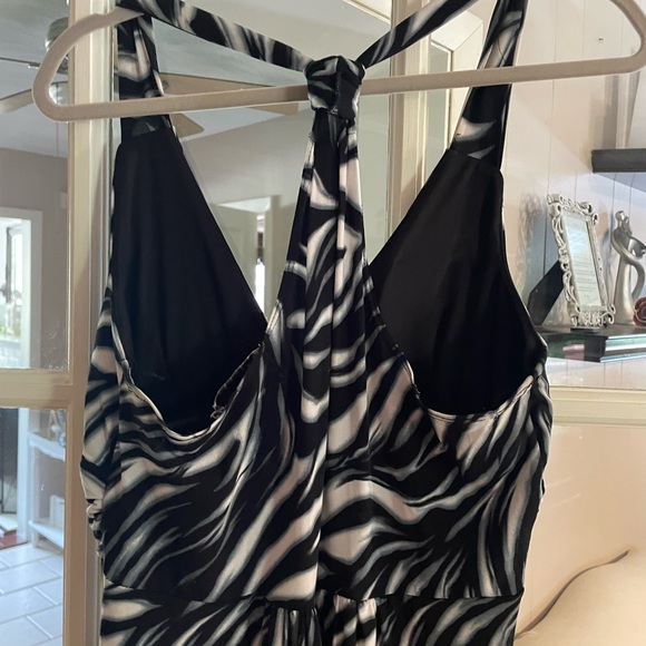 Epilogue Halter Max dress. - Picture 3 of 5